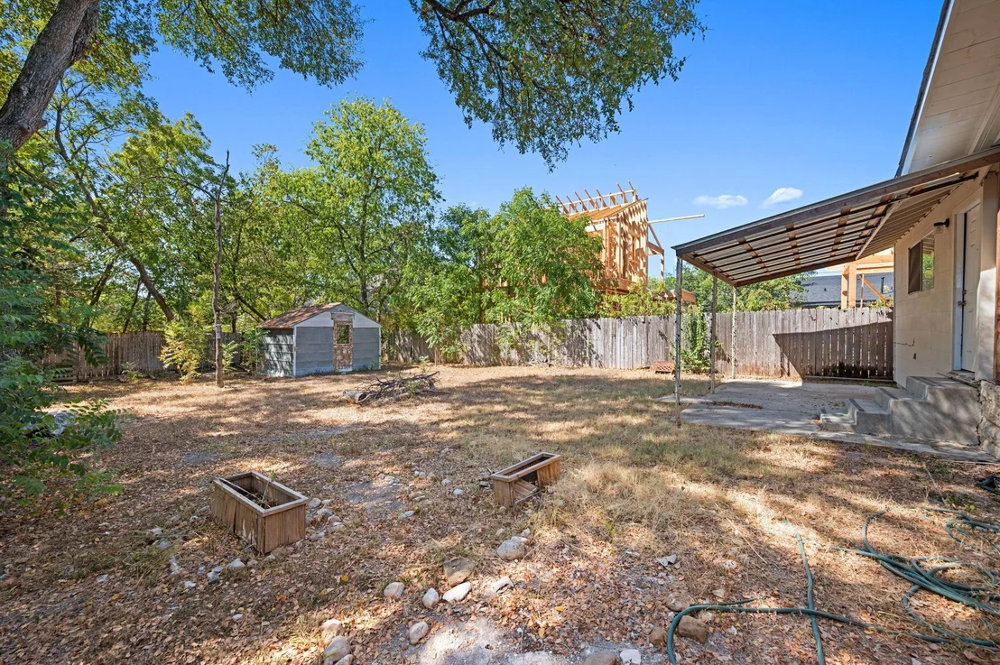 Photo of 511 W Odell ST