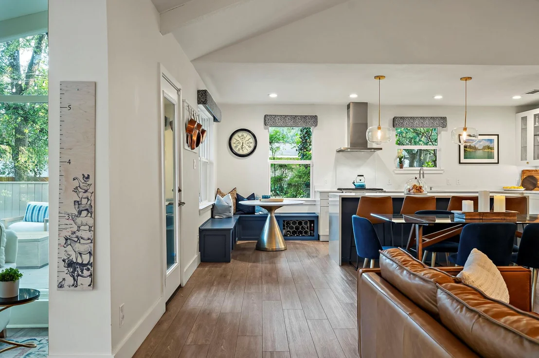 Photo of 1905 Barton Hills DR