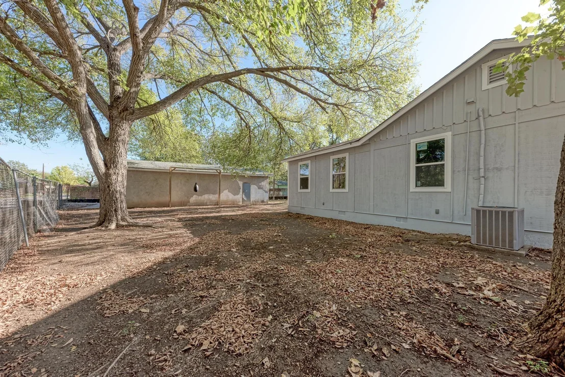Photo of 718 Barbara DR