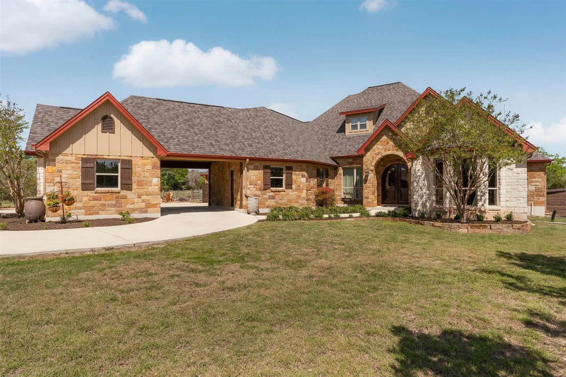 Photo of 617 Chama TRCE