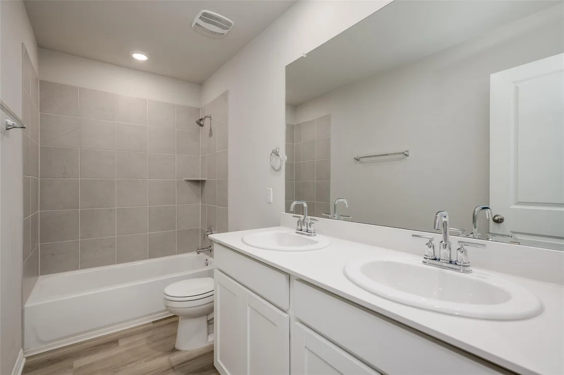 Photo of 909 Bright Gemstone WAY