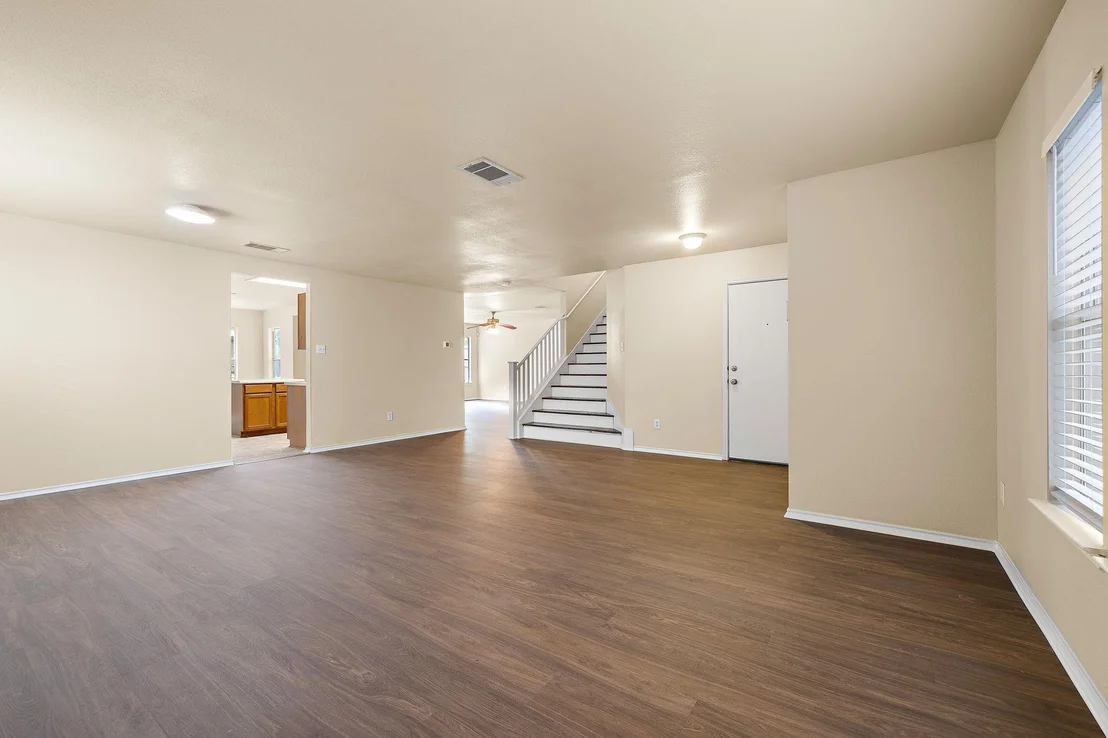 Photo of 2104 Deer Creek TRL