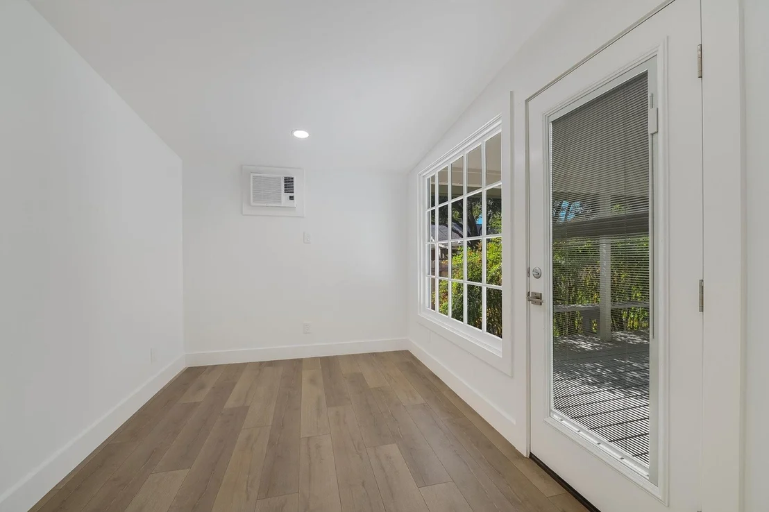 Photo of 4005 Madrid CV