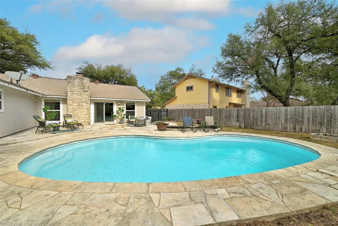 Photo of 4707 Whispering Valley DR