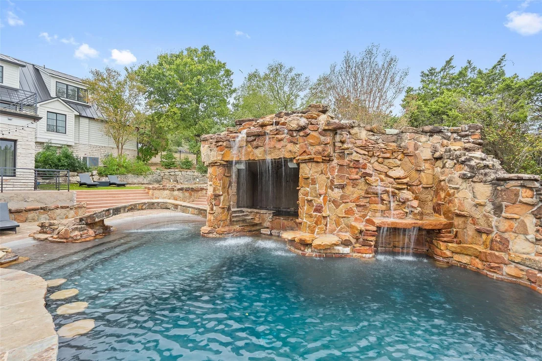 Photo of 29 Pascal LN