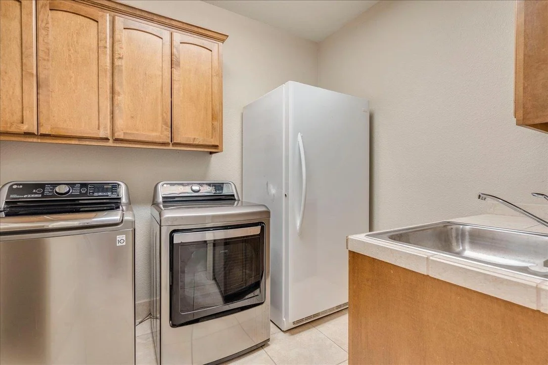 Photo of 103 Silverstone DR