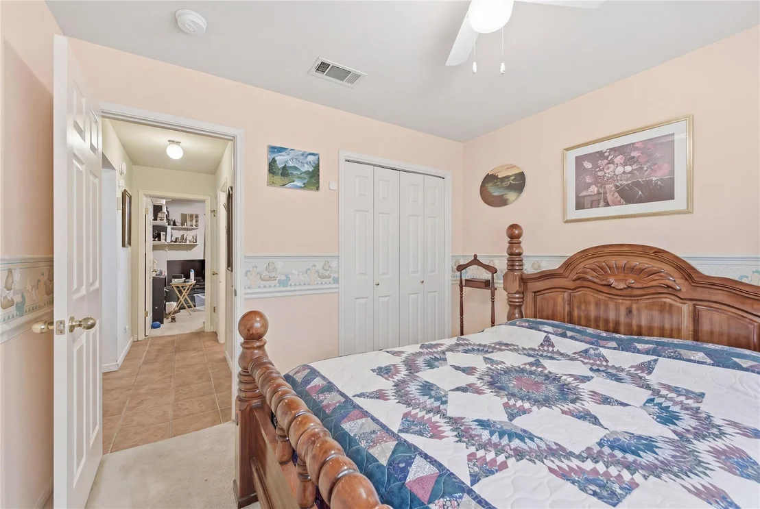 Photo of 1427 Crete LN