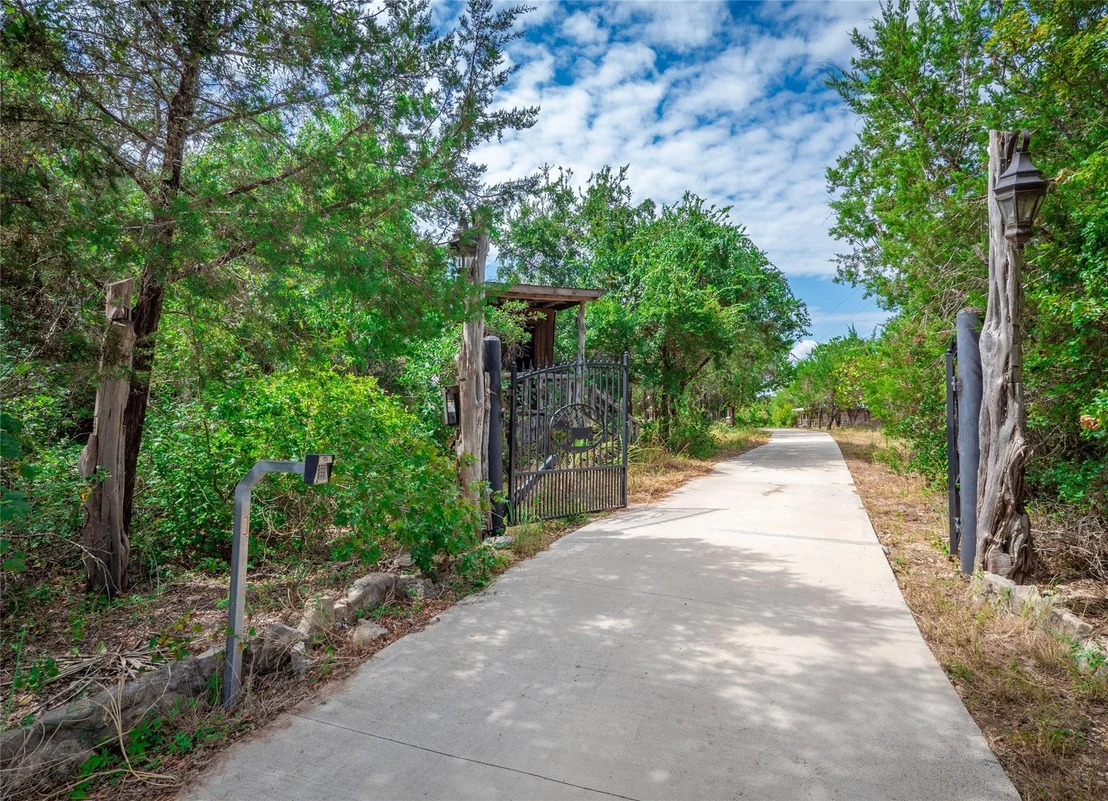 Photo of 205 River RD