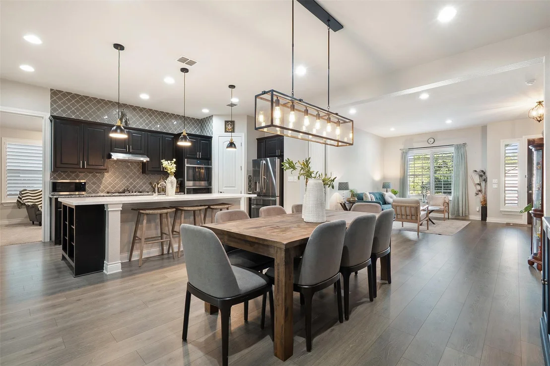 Photo of 225 Escarpment WAY