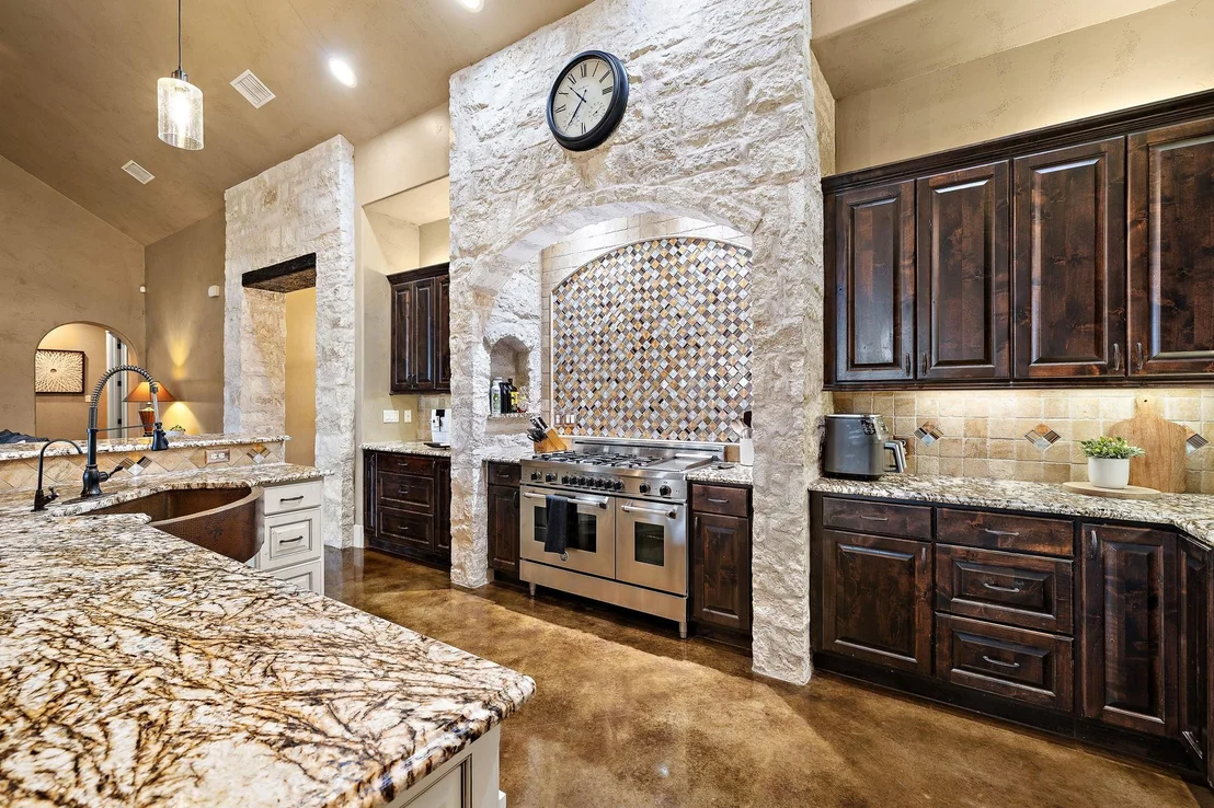 Photo of 201 Eagle Valley LN