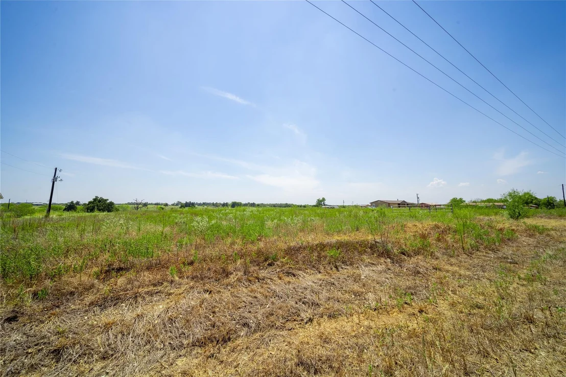 Photo of 3902 County Road 270 RD