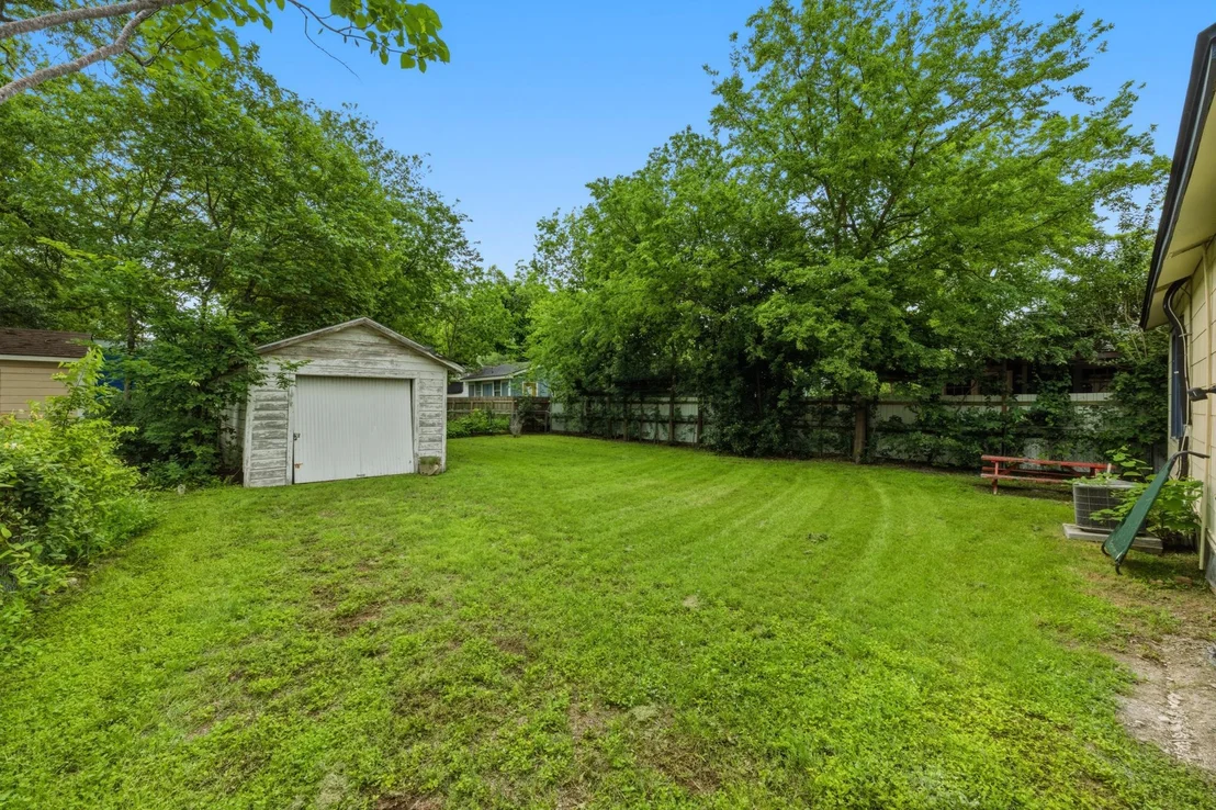 Photo of 5707 Joe Sayers Ave