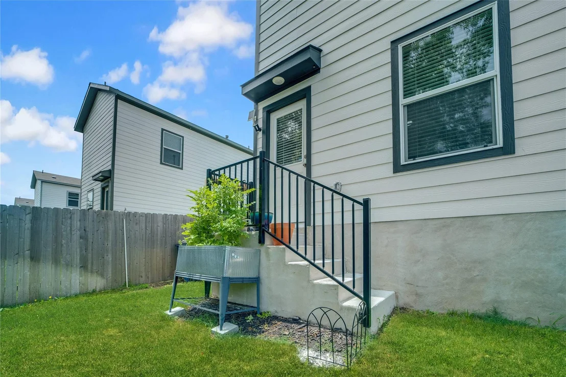 Photo of 36 Trinity CIR