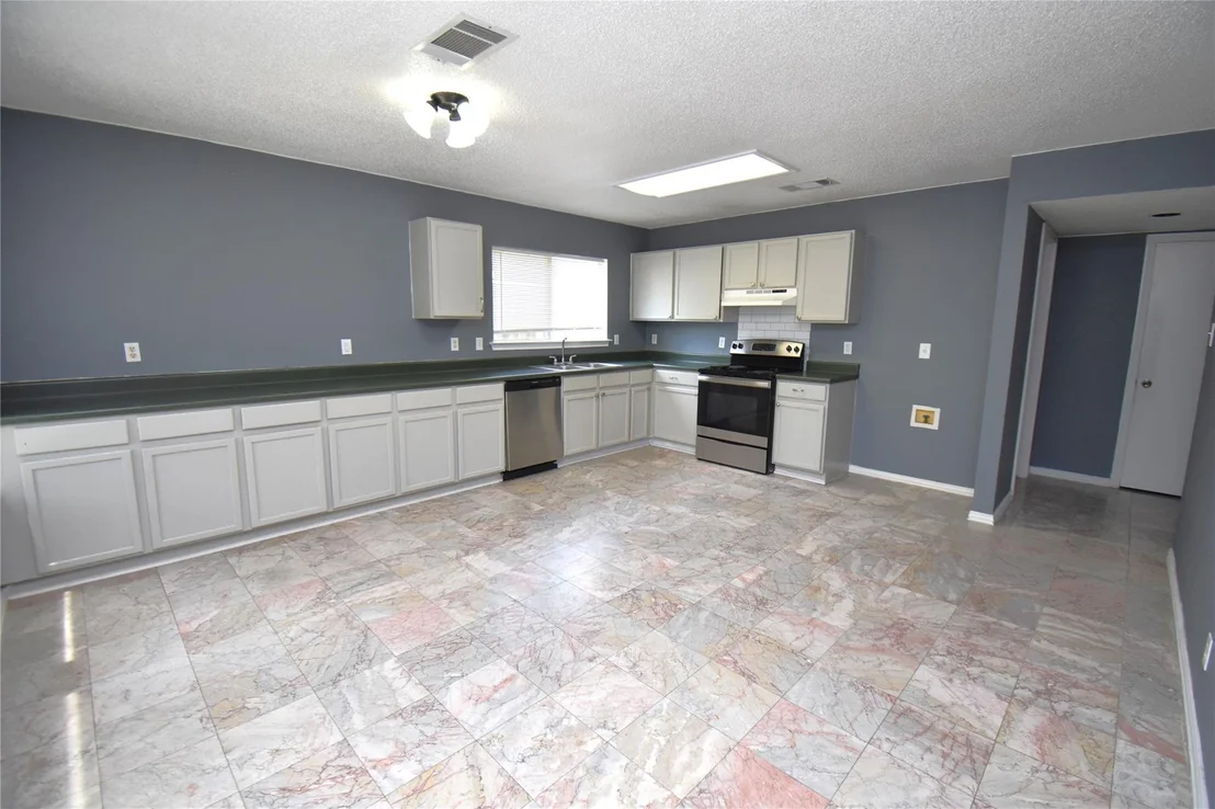 Photo of 1117 Porterfield DR