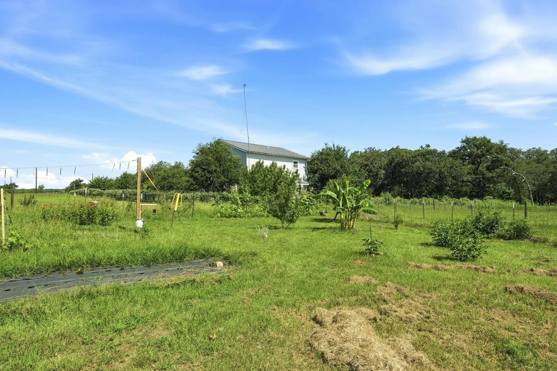 Photo of 1951 County Road 475
