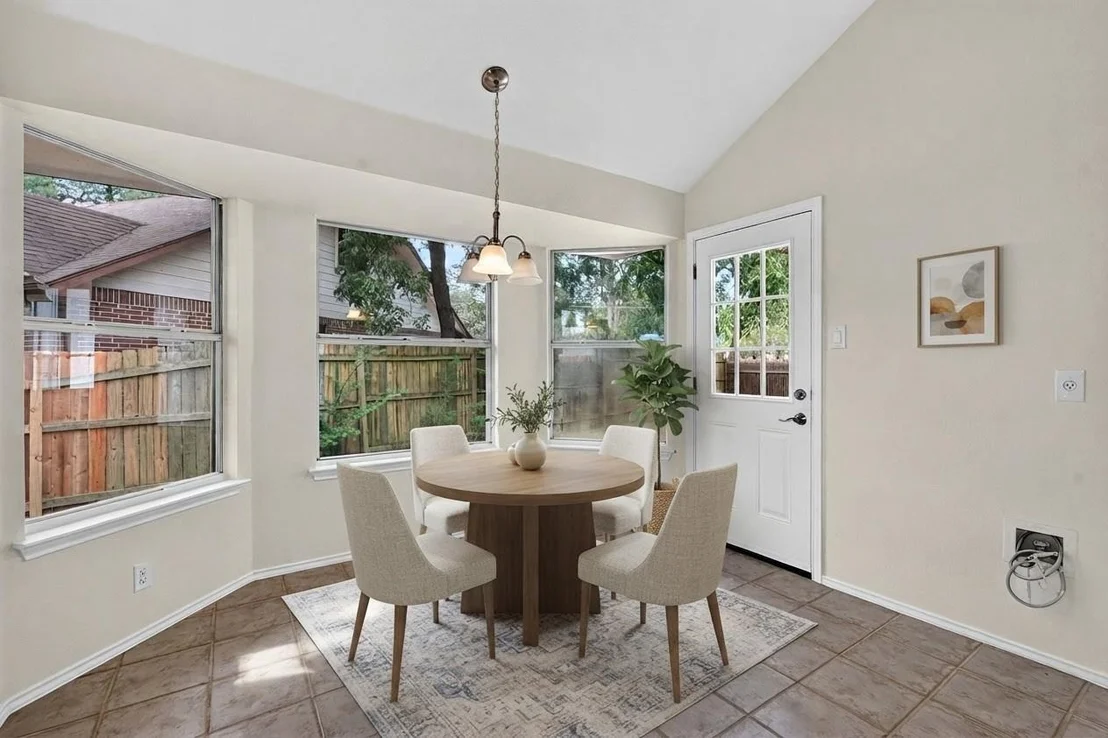 Photo of 6901 Bancroft Woods DR