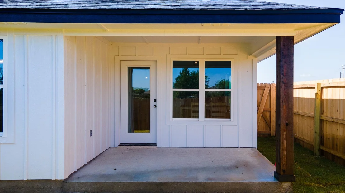 Photo of 2115 Blackhawk LOOP