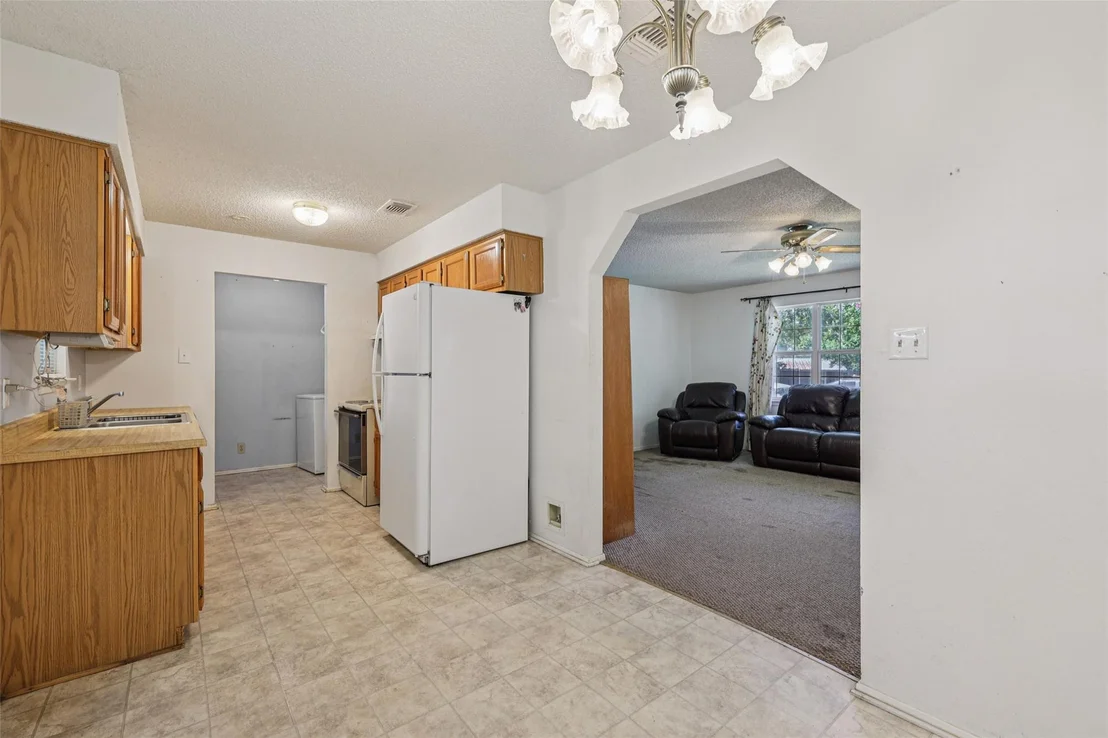 Photo of 1403 Circle DR