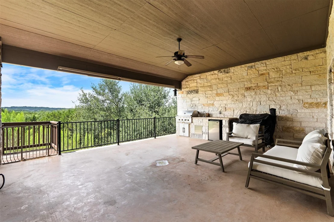 Photo of 1075 Bluff Woods DR