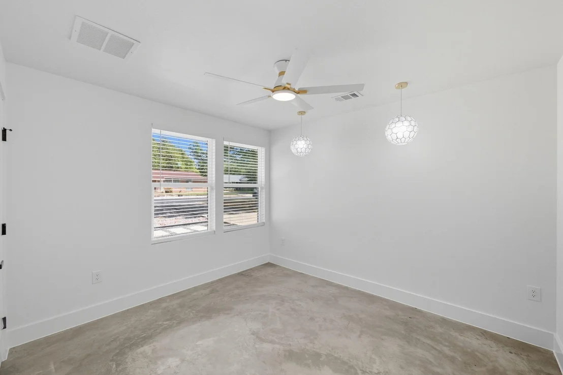 Photo of 1409 Westmoor DR