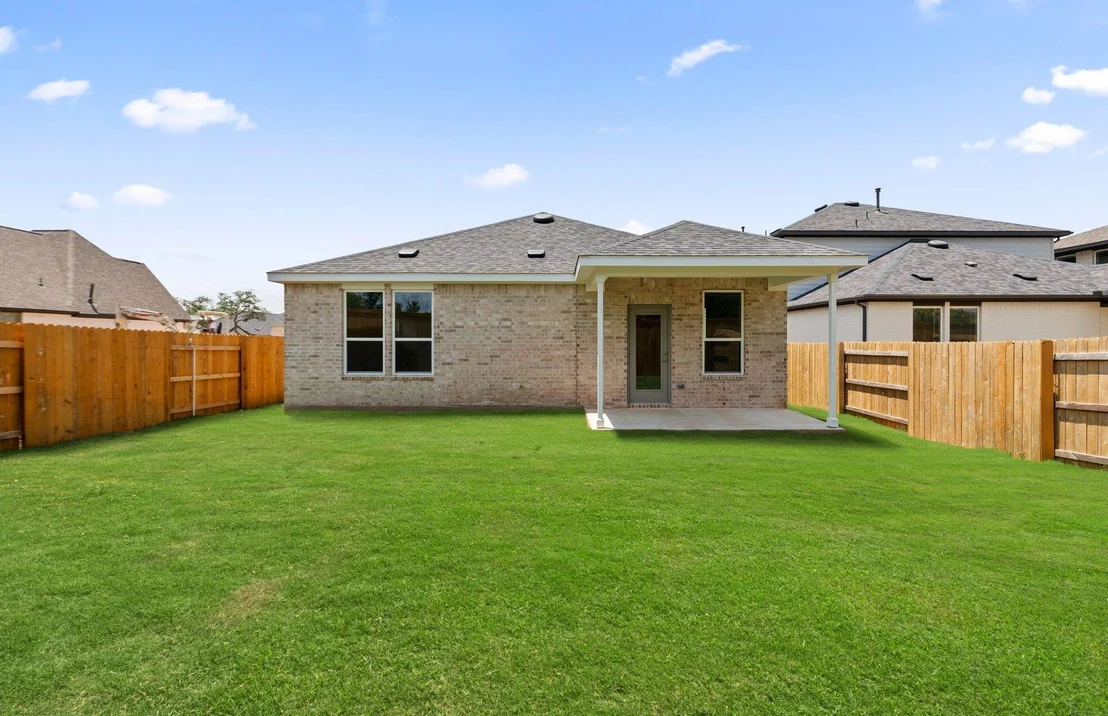 Photo of 129 Adlai Ave