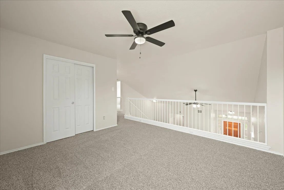 Photo of 15411 Ora LN
