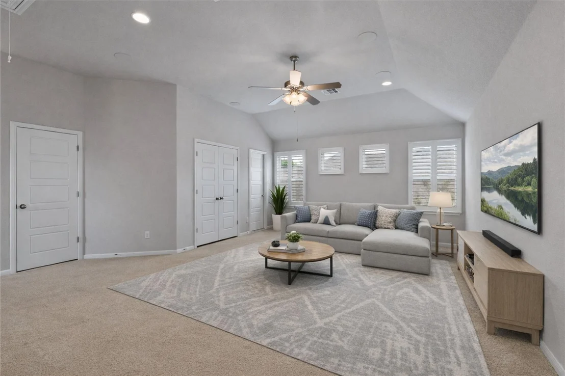 Photo of 1008 Clearwing CIR