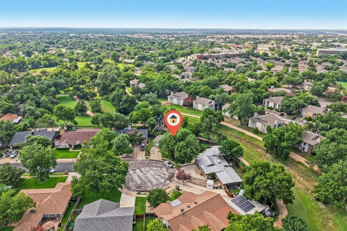 Photo of 10602 Double Tree CV