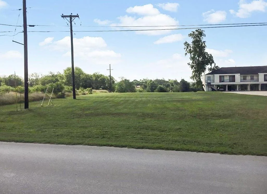 Photo of 2212 River RD
