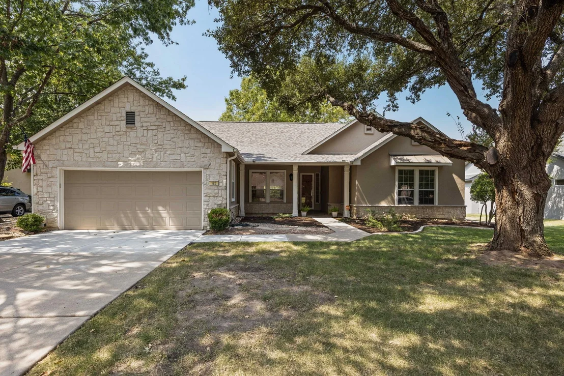Photo of 125 Crystal Springs DR