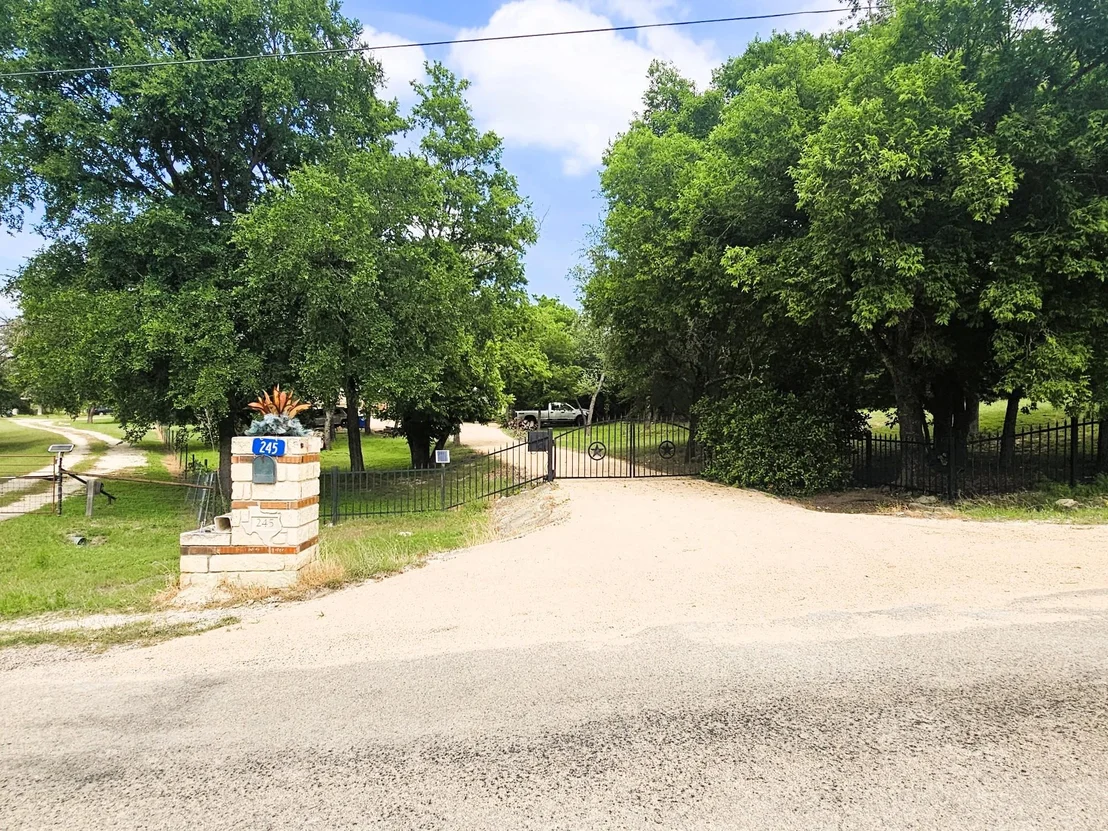 Photo of 245 County Road 3371