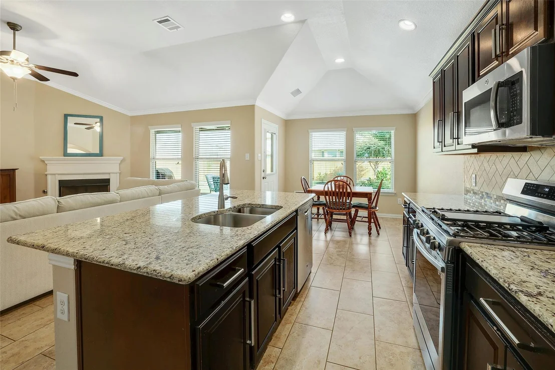 Photo of 4301 Chestnut Meadows BND