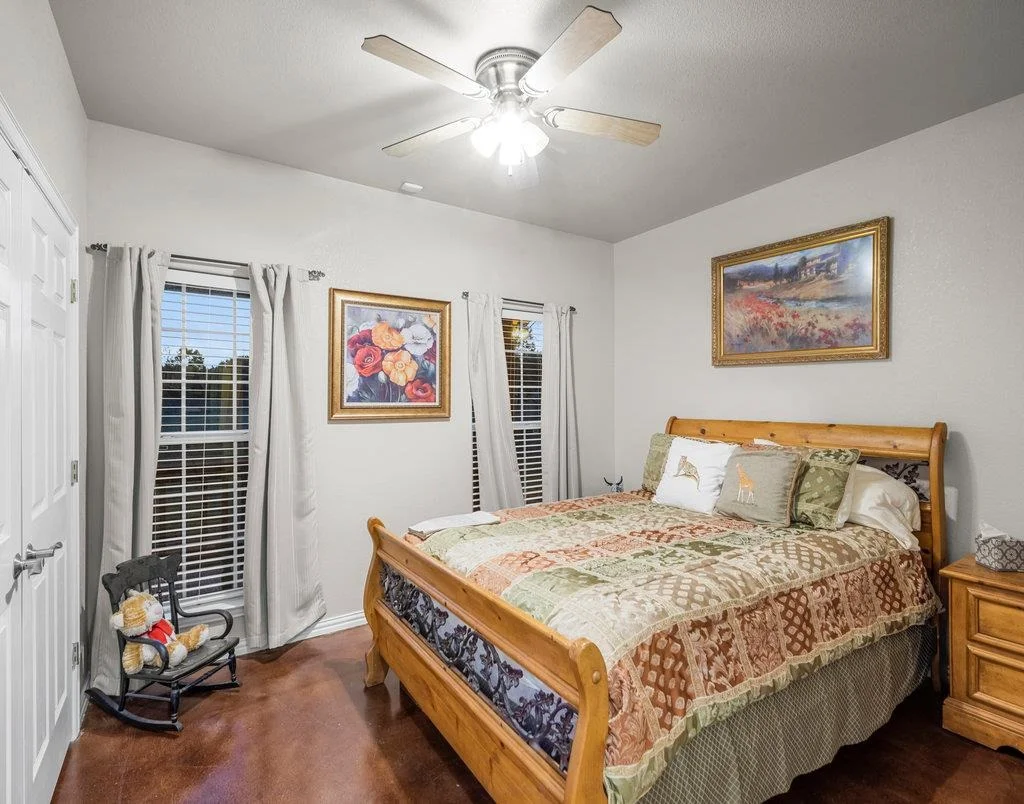 Photo of 1209 Shady Oaks