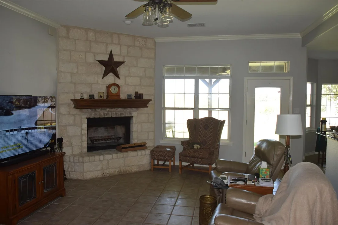 Photo of 2116 County Road 403