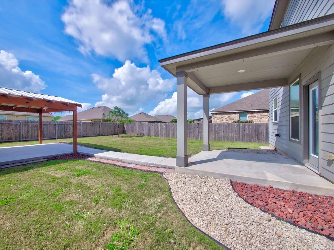Photo of 1604 Foxglove DR