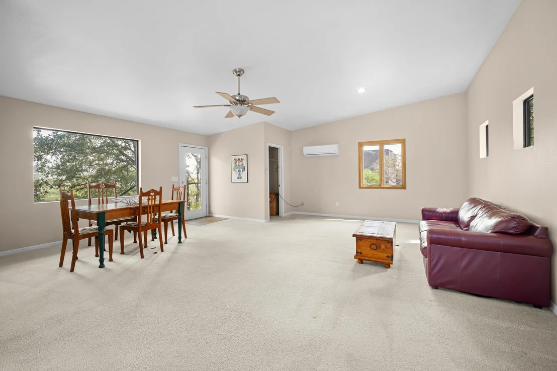 Photo of 102 Canyon CIR W