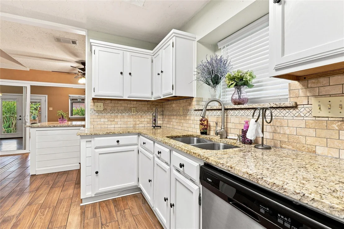 Photo of 1509 Quail Run RD
