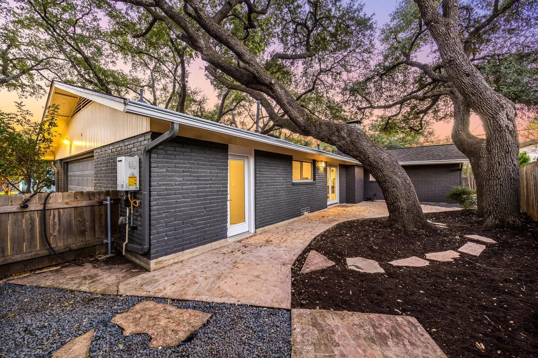 Photo of 3006 Carlisle DR