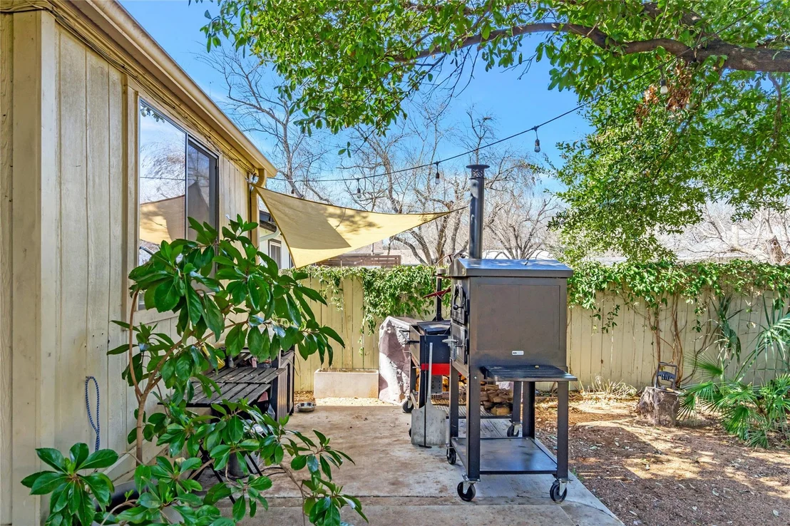 Photo of 1516 Turtle Creek BLVD