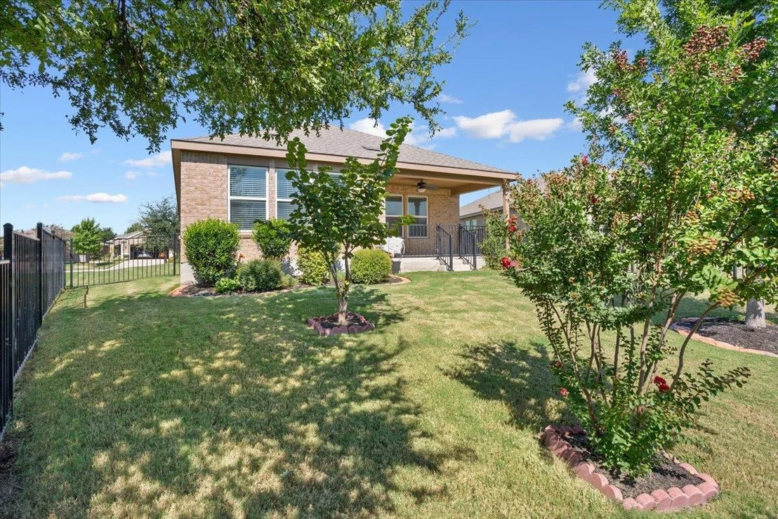 Photo of 105 Comal LN
