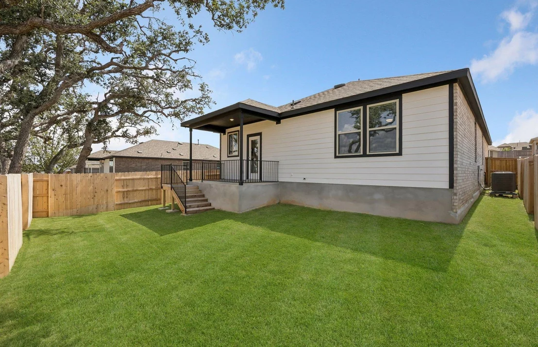 Photo of 120 Blackfoot Daisy PATH