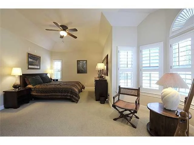 Photo of 644 Newport DR