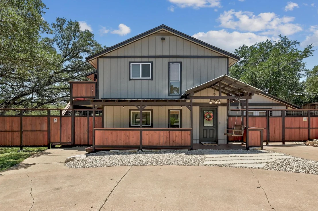 Photo of 15507 Enid DR
