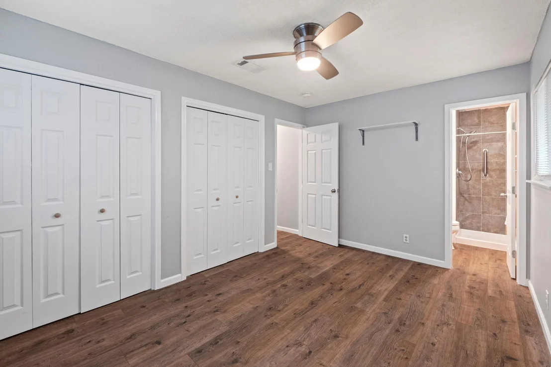 Photo of 5811 Glenhollow PATH
