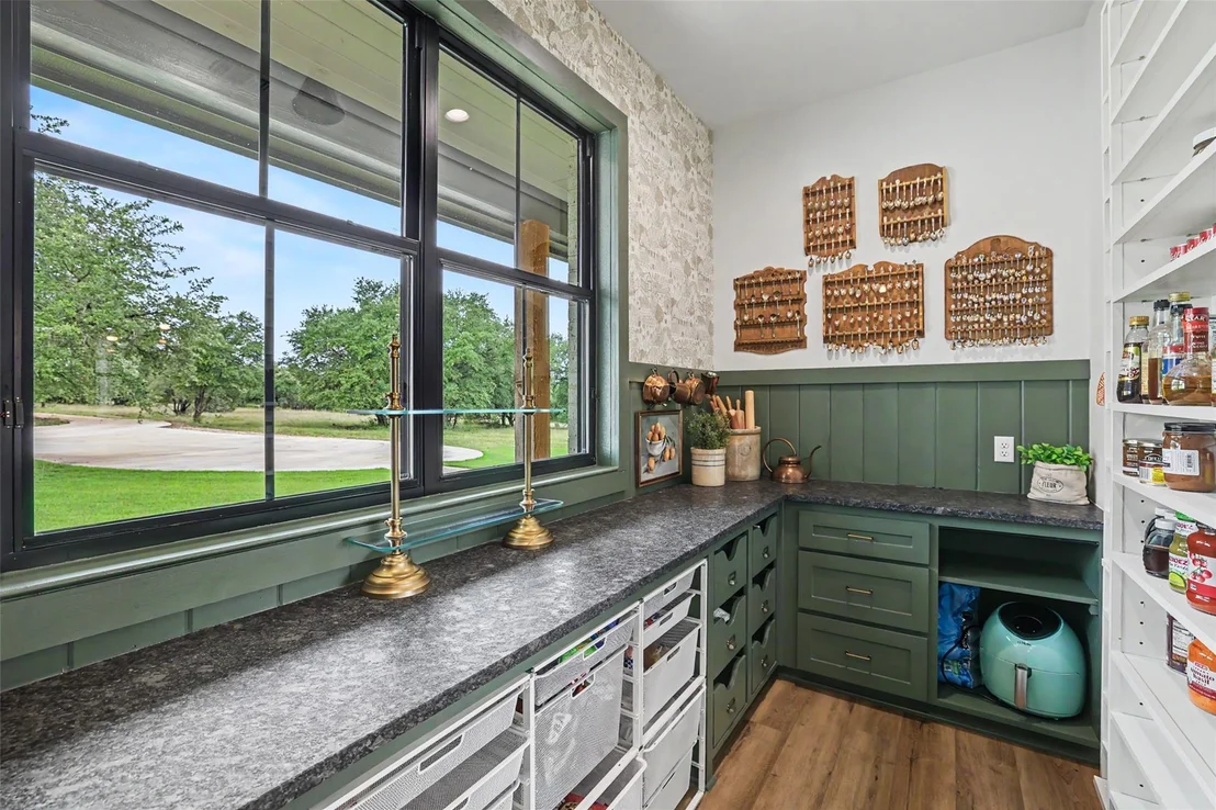 Photo of 7670 Shiny Top Ranch LN