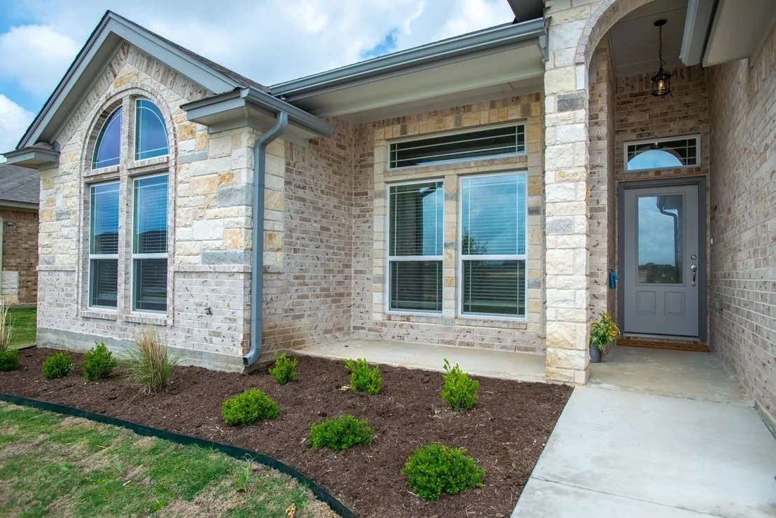 Photo of 1014 Winchester DR