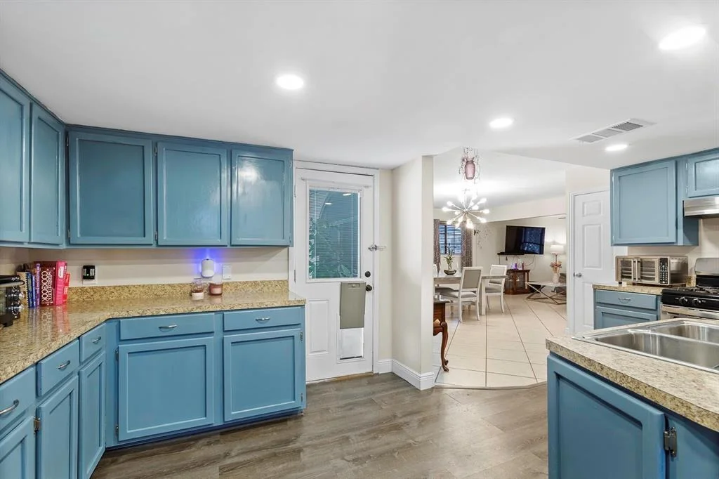 Photo of 512 Bramble DR