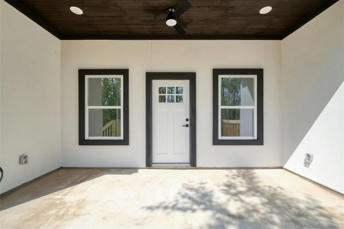 Photo of 121 Diamond Head DR
