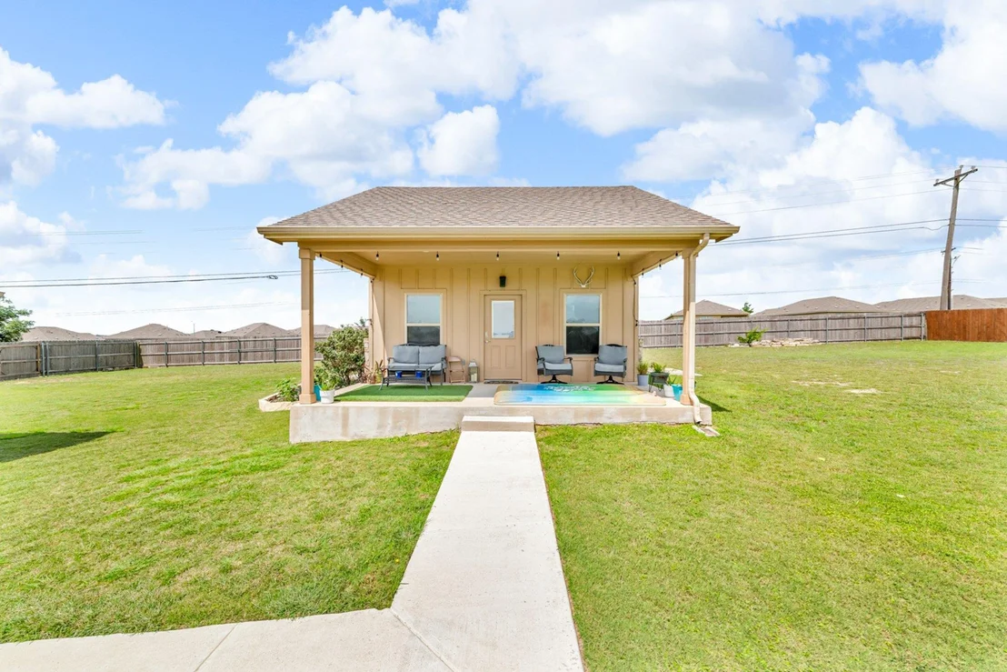 Photo of 201 Wind Stone E