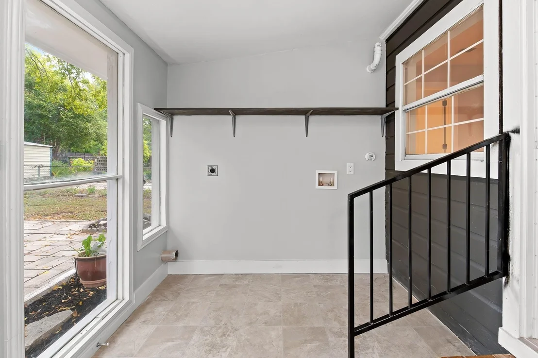 Photo of 1708 Payne Ave